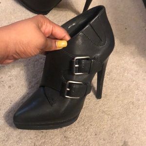 CUTE Pelle Moda booties